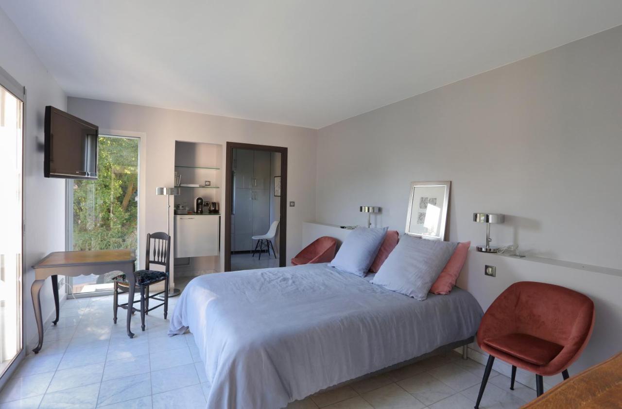 Chambres En Vue - Chambres D'Hotes La Tour-en-Jarez Luaran gambar